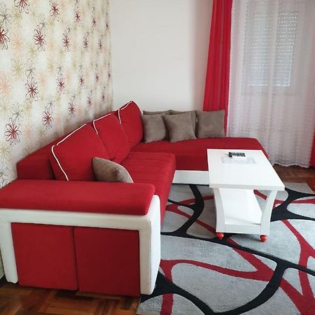 Lux Apartman Ristic 2 Soko Banja Exterior foto