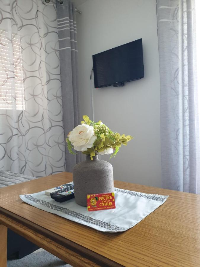 Lux Apartman Ristic 2 Soko Banja Exterior foto